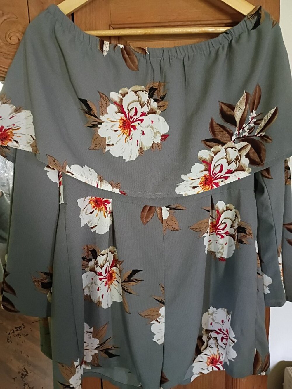 Missguided gray floral romper